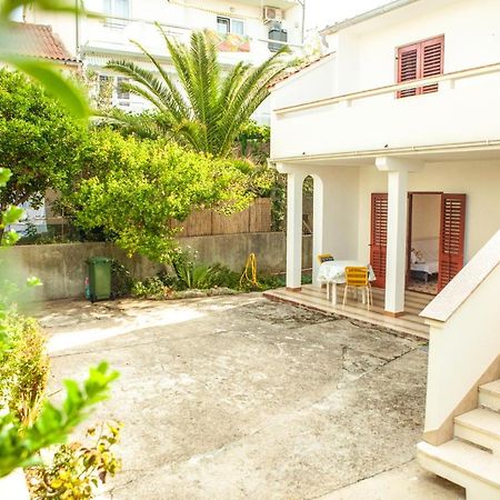 Apartments Alma Novalja Ngoại thất bức ảnh