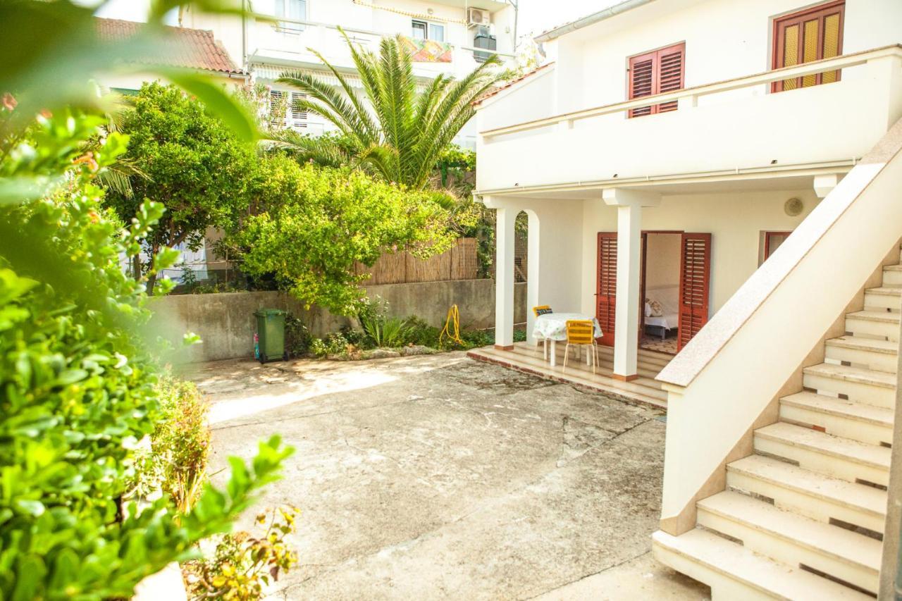 Apartments Alma Novalja Ngoại thất bức ảnh