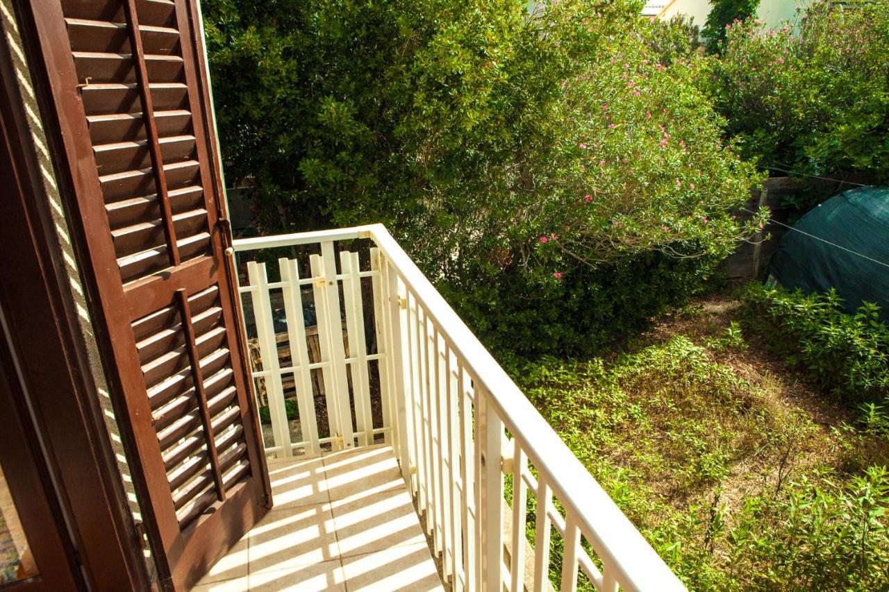 Apartments Alma Novalja Ngoại thất bức ảnh