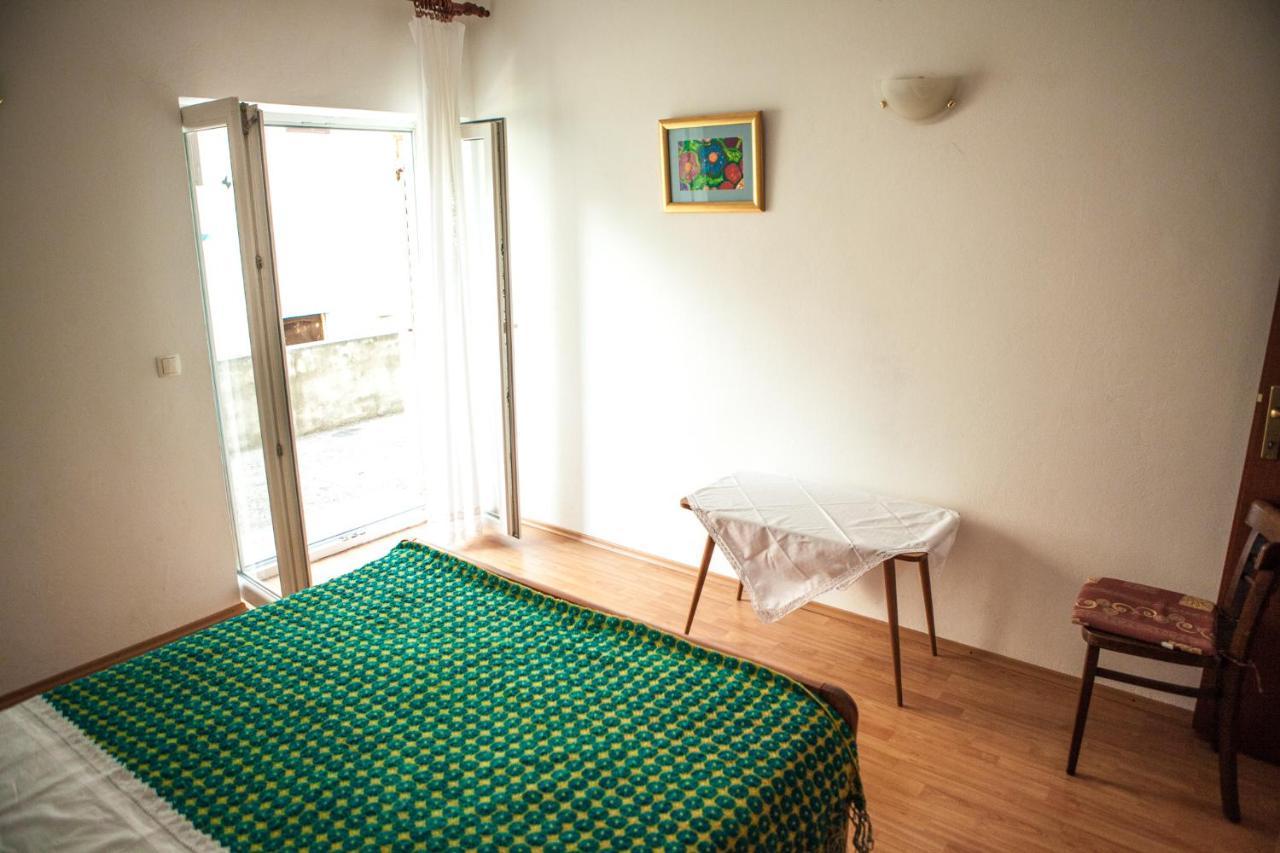 Apartments Alma Novalja Ngoại thất bức ảnh