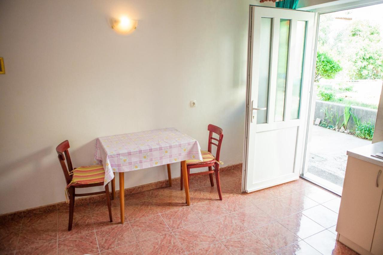 Apartments Alma Novalja Ngoại thất bức ảnh